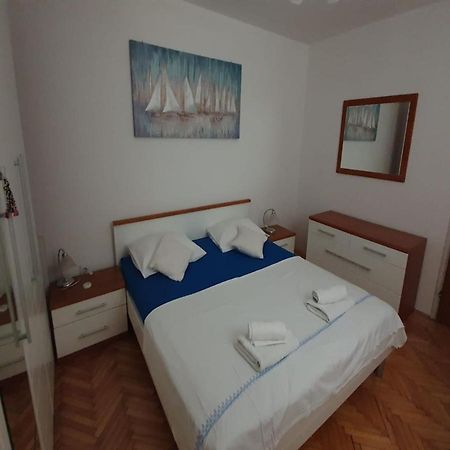 Apartment Miro Kaštela Екстериор снимка