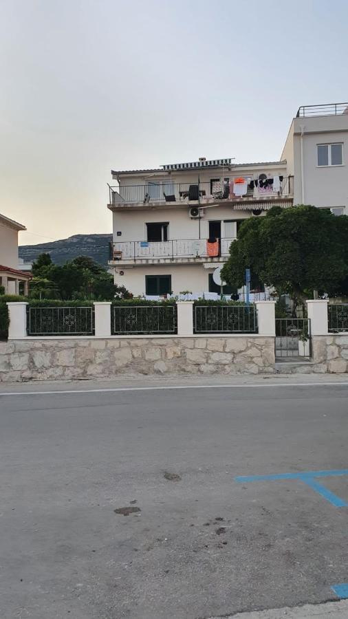 Apartment Miro Kaštela Екстериор снимка